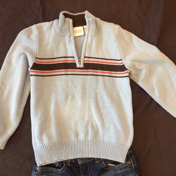 Boy's sweater - Picture 2 of 3